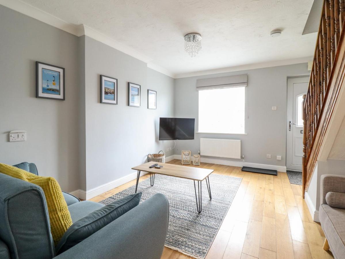 4 Plas Newydd ランディドノー エクステリア 写真