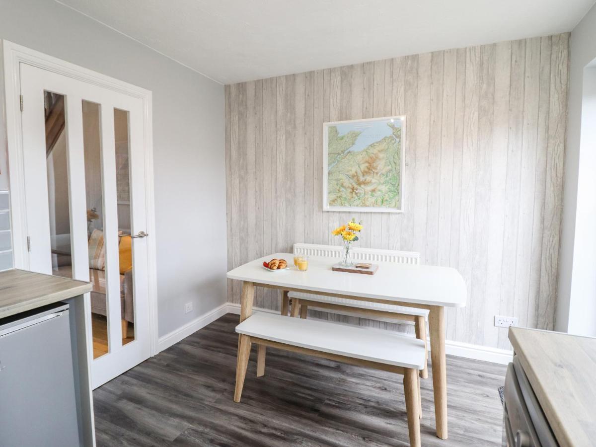 4 Plas Newydd ランディドノー エクステリア 写真